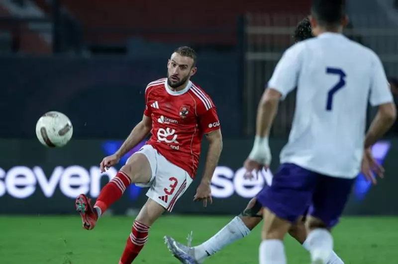 من بينهم بيراميدز.. مصدر ليلا كورة: توروب يرفض رحيل عمر كمال عن الأهلي 